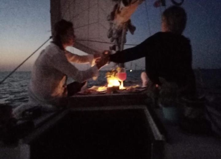 La Tua Stanza A Vela Sul Mare Hotell Bari Eksteriør bilde